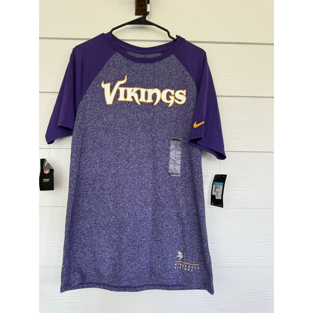 A- 026- Nike NFL Minnesota Vikings Mens Purple Raglan T-Shirt  Medium NWT